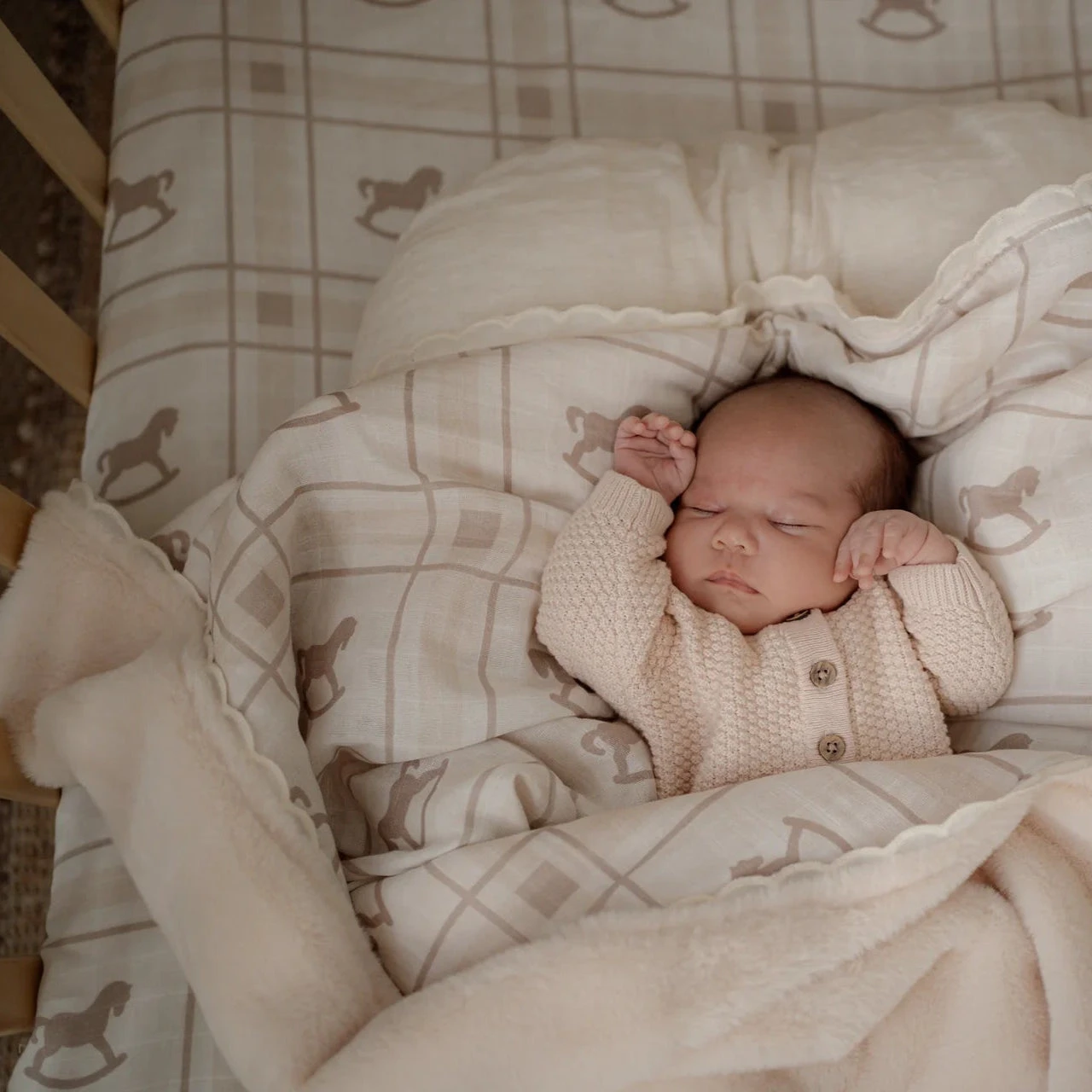 Pop Ya Tot - Fur Lined Cot Blanket | The Rocking Horse - Pop Ya Tot Pop Ya Tot - Fur Lined Cot Blanket | The Rocking Horse - Pop Ya Tot -MY LITTLE SHOP 0C90AF47 81D2 42B7 A768 C2C4B93EACC2