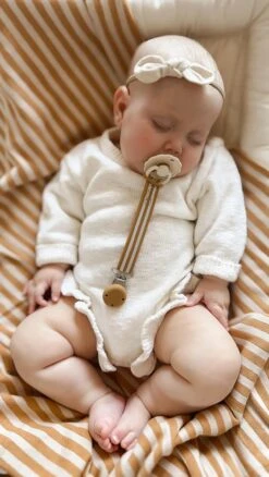 Pop Ya Tot - Carnival Dummy Clip | Golden - Pop Ya Tot -MY LITTLE SHOP 75911F22 CCE3 4572 BE54 DAFD2EC05942 5000x 3c2e7f95 5c6b 4118 9cc8 602394438a98