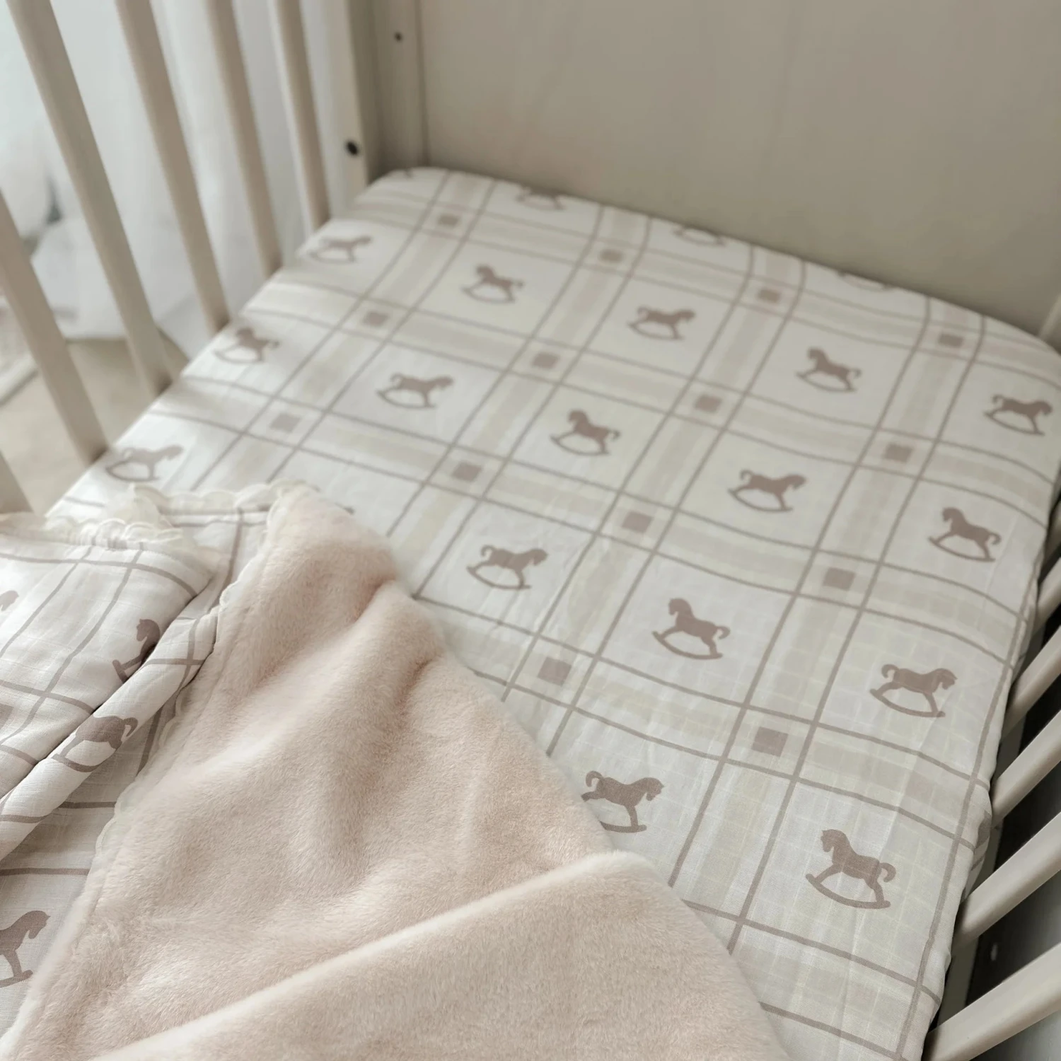 Pop Ya Tot - Fitted Cot Sheet | The Rocking Horse - Pop Ya Tot Pop Ya Tot - Fitted Cot Sheet | The Rocking Horse - Pop Ya Tot -MY LITTLE SHOP 8A2A7B07 72A6 4930 AD4D C7B2E2547680