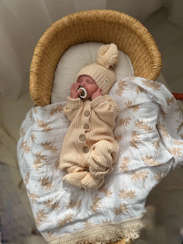 3 Little Crowns - Textured Knit Booties | Oat - 3 Little Crowns 3 Little Crowns - Textured Knit Booties | Oat - 3 Little Crowns -MY LITTLE SHOP Edits 4 1