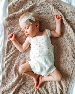 Little Zemi - Leaf Knit Blanket | Milk Or Dune - Little Zemi