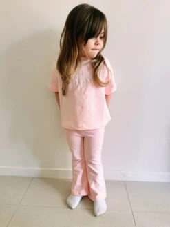 Wilx - Essential Flares | Strawberries & Cream - Wilx -MY LITTLE SHOP Facetune 17 11 2023 13 34 172