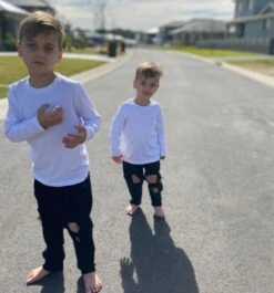 MLW By Design - Ripped Jeans | Black - MLW By Design -MY LITTLE SHOP Jeans a2852dce 00b3 47f8 962a 56e4941a3a76