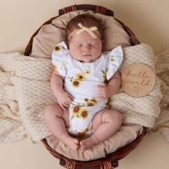 Snuggle Hunny Kids - Short Sleeve Organic Bodysuit | Sunflower - Snuggle Hunny Kids -MY LITTLE SHOP Sunflower bodysuit 1 1000x c908d01f 73ad 4d34 8152 d1129c6eeb20