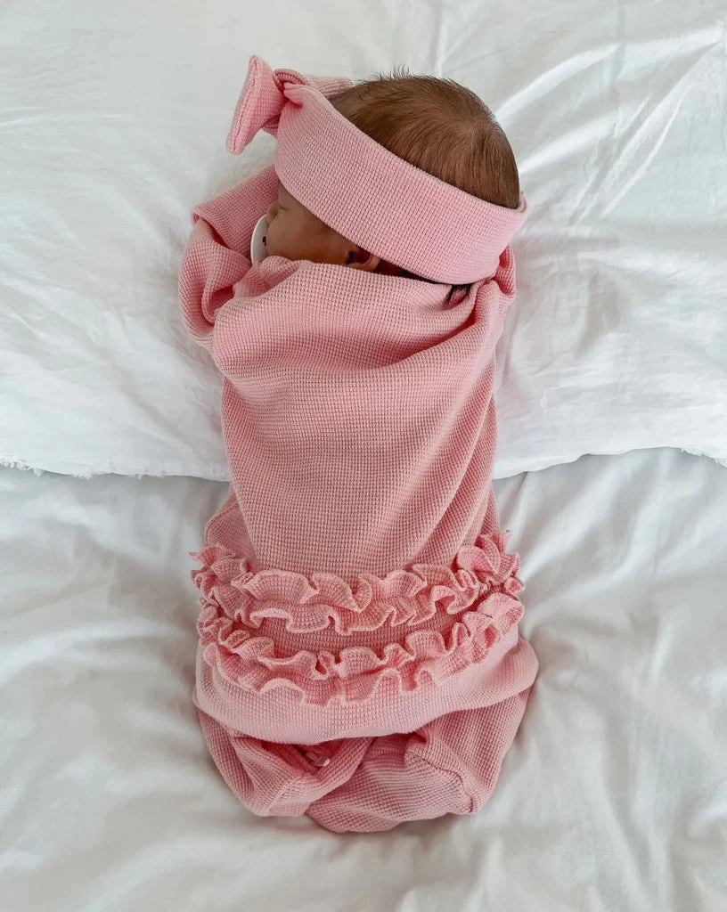 3 Little Crowns - My First Outfit | Waffle Flutter Bum Onesie & Topknot Set | Bubblegum - 3 Little Crowns 3 Little Crowns - My First Outfit | Waffle Flutter Bum Onesie & Topknot Set | Bubblegum - 3 Little Crowns -MY LITTLE SHOP bubblegum