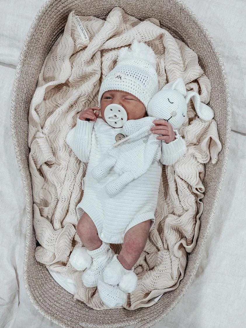 3 Little Crowns - Wave Knit Blanket | Oat - 3 Little Crowns 3 Little Crowns - Wave Knit Blanket | Oat - 3 Little Crowns -MY LITTLE SHOP oatblanket 1024x1024 2x 024cab05 3f2d 42cb a7a5 be8bb56ecce0