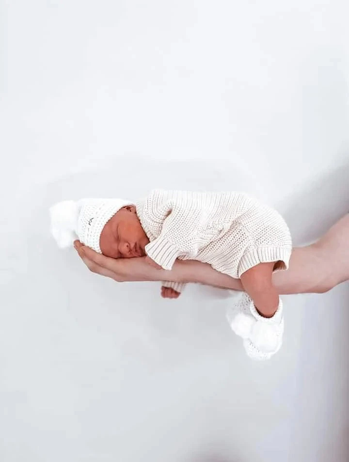 3 Little Crowns - Textured Knit Bodysuit | Oat - 3 Little Crowns 3 Little Crowns - Textured Knit Bodysuit | Oat - 3 Little Crowns -MY LITTLE SHOP oatbodysuit1 1024x1024 2x 3e468e59 a8c9 4d9e 98b8 a1409226ca9c