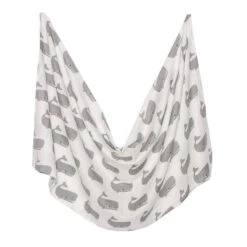Tinker Tot Baby - Organic Cotton Swaddle – Wonderful Whale - Tinker Tot Baby
